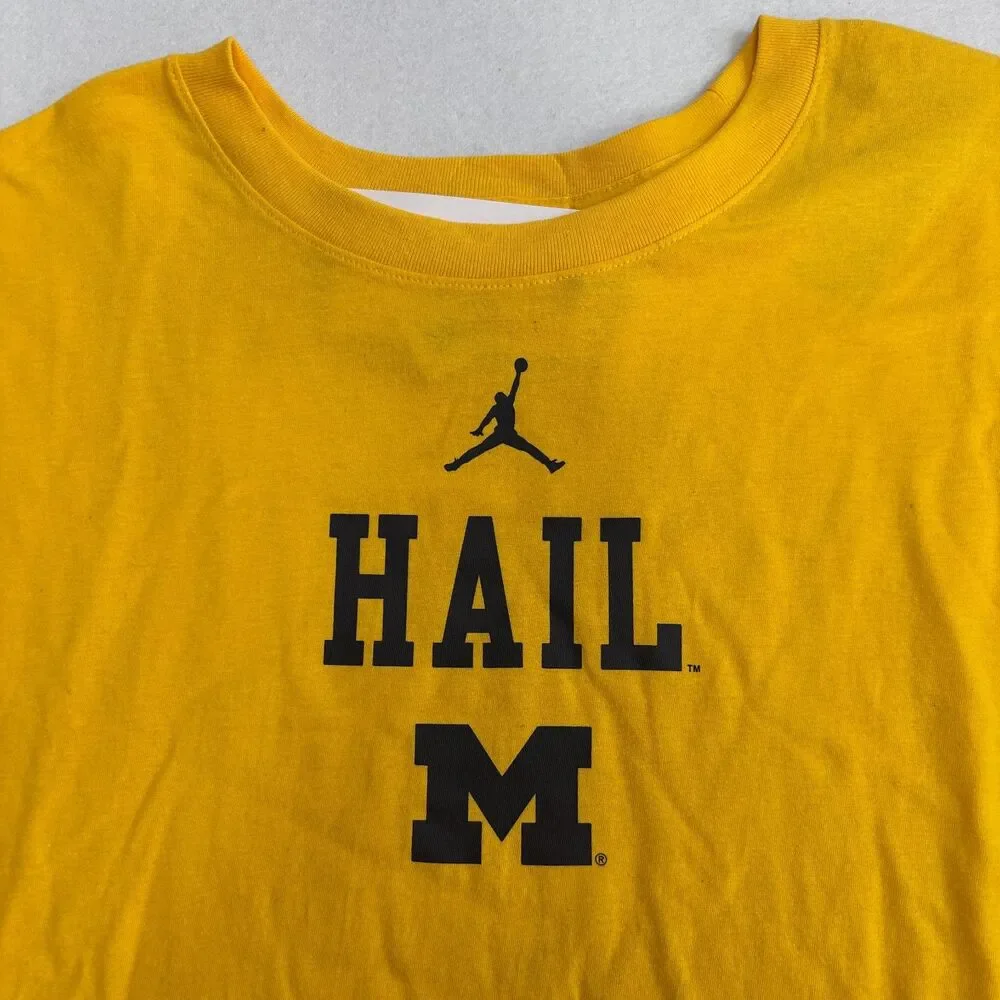 Jordan U of M Michigan Wolverines T-Shirt Mens XXL Maize Blue Short Sleeve Nike